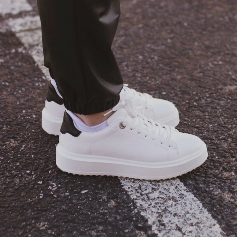 Steve Madden Charlie Sneaker - Picture 2 of 6